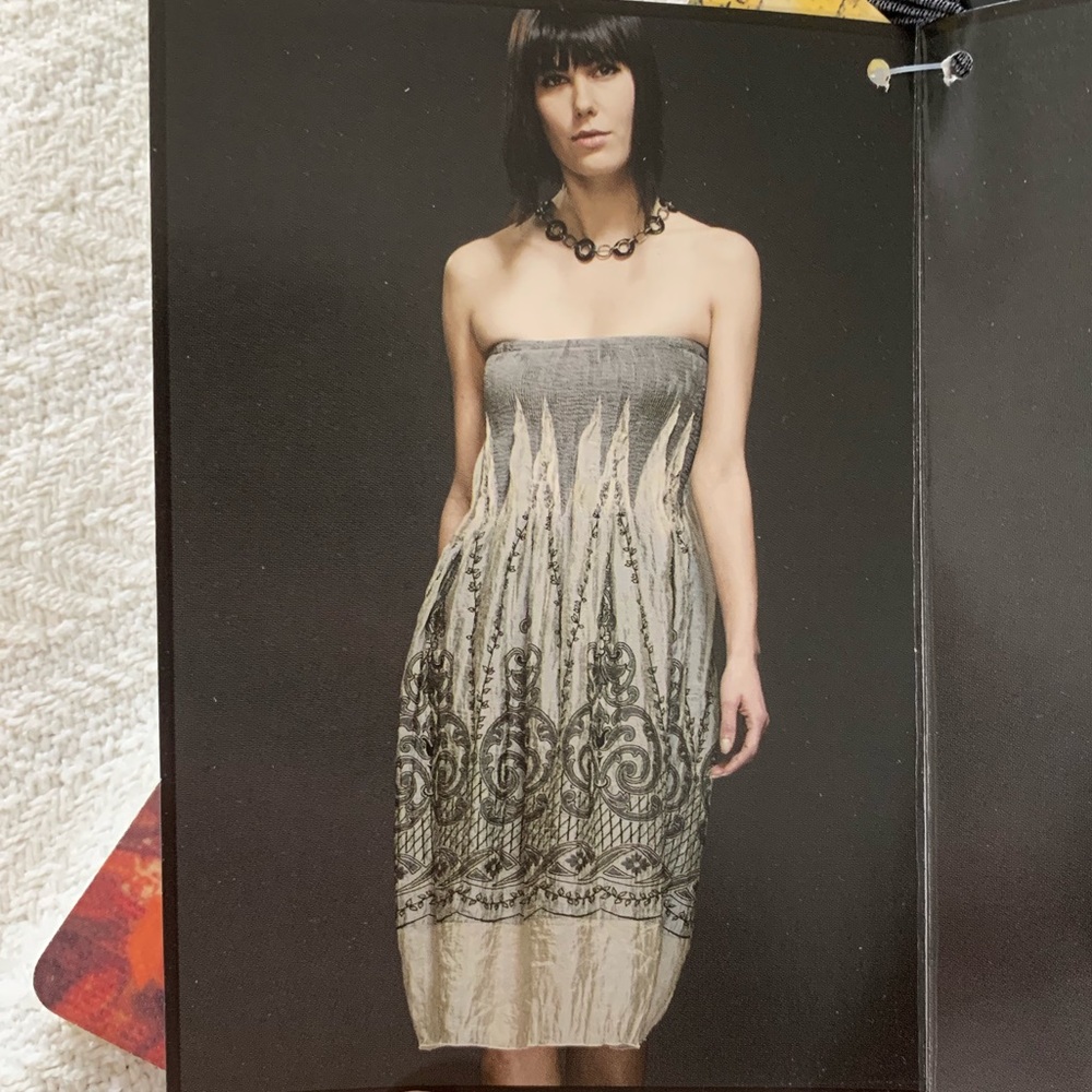 Strapless dress